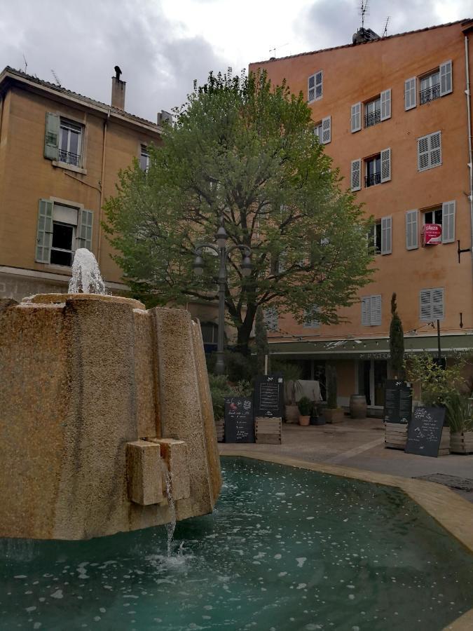 Apartament Le Studio Du Vieux Port Marsylia Zewnętrze zdjęcie